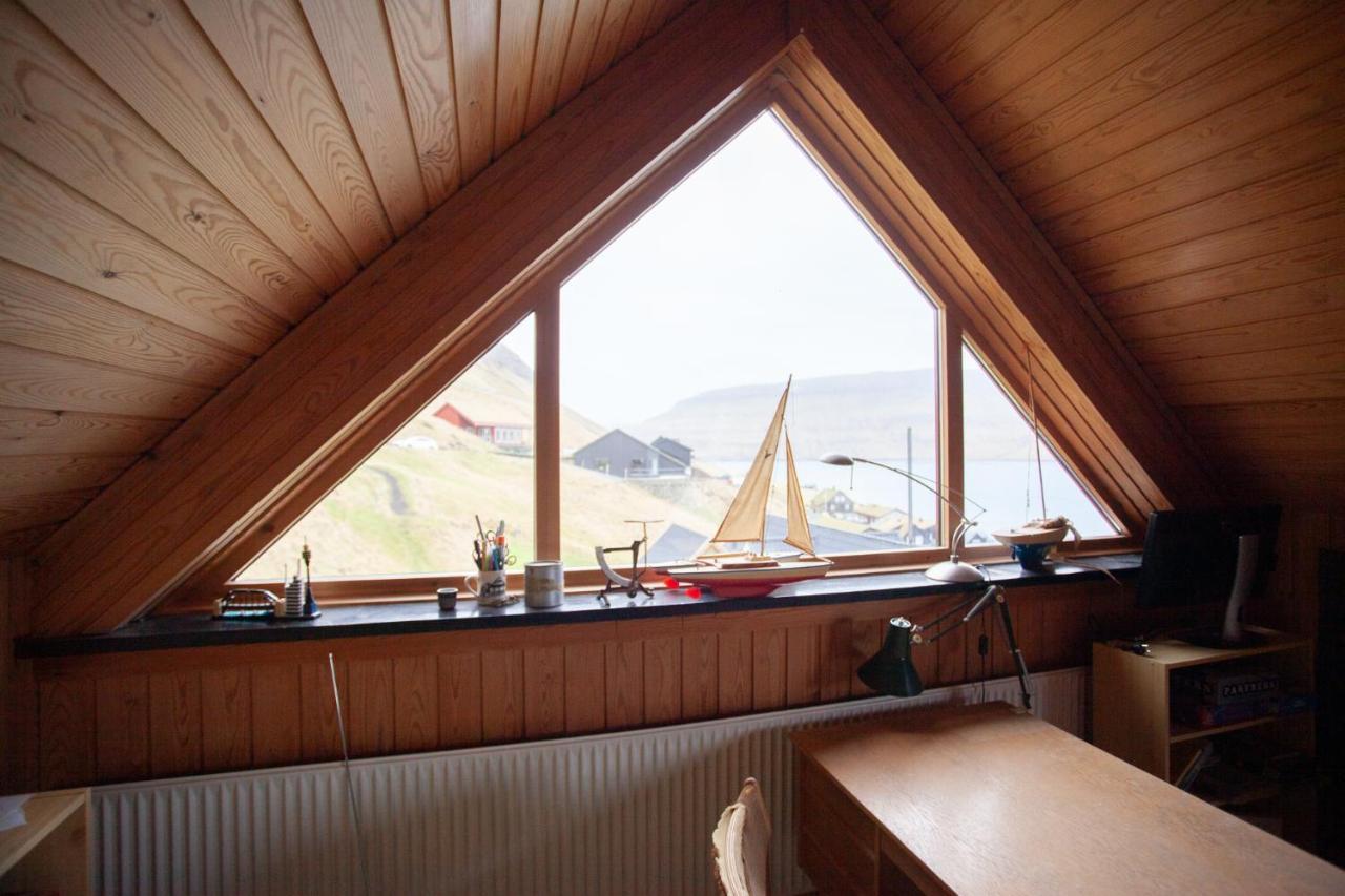 Idyllic Vacation Home With A Breathtaking View Bour Bagian luar foto