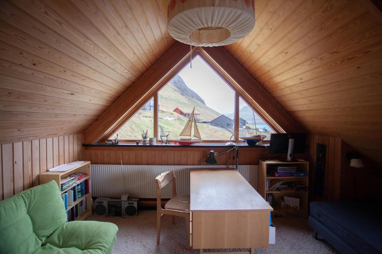Idyllic Vacation Home With A Breathtaking View Bour Bagian luar foto