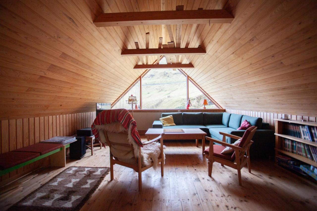 Idyllic Vacation Home With A Breathtaking View Bour Bagian luar foto