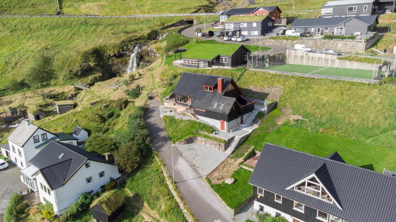 Idyllic Vacation Home With A Breathtaking View Bour Bagian luar foto